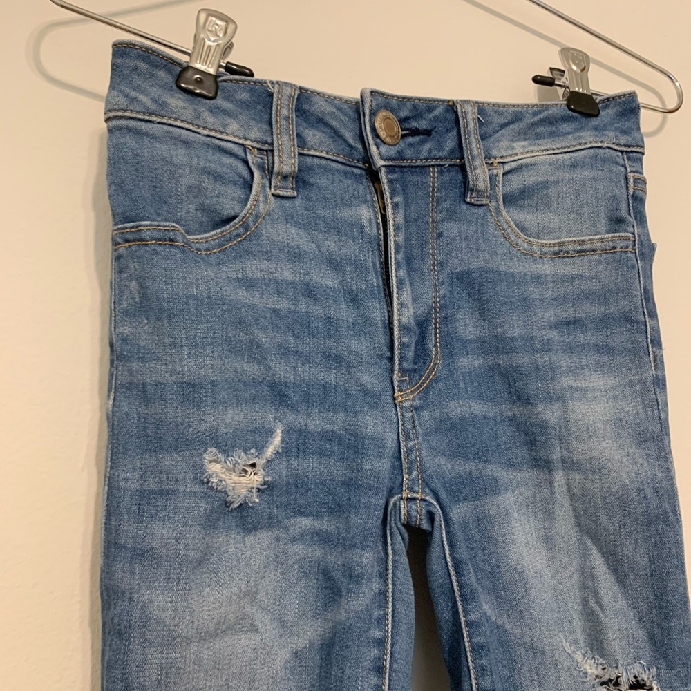 High Rise Ripped Jeans - Picture 4 of 7